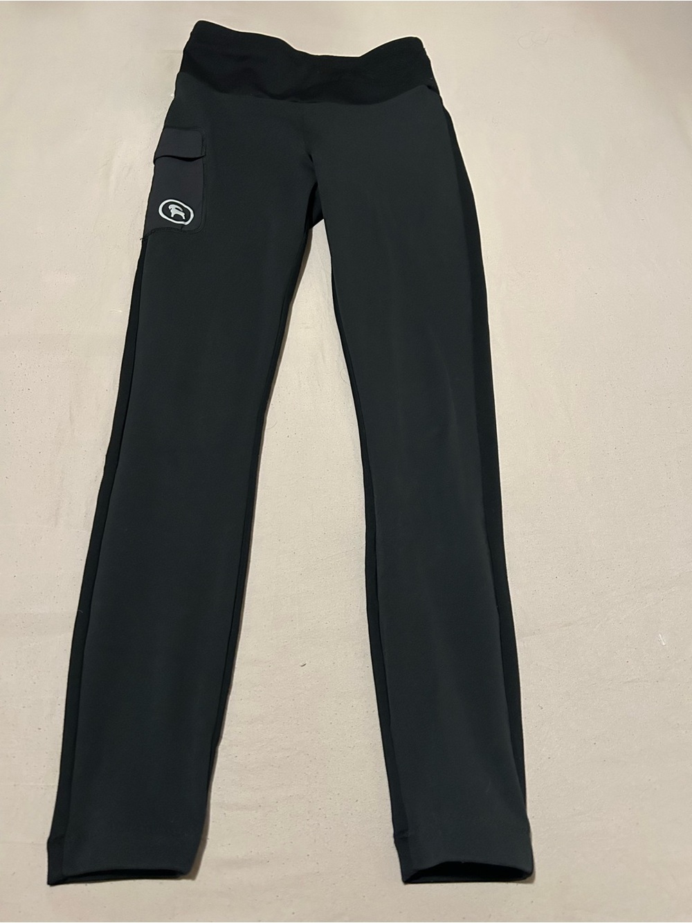 High-Rise Black Performance Leggings with Side Utility Pocket